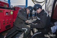 小峪煤业公司：奋战“冲刺季” 不遗余力保安全