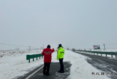 ：Ｖ捶ù蠖诱椒缪 保畅通 守护“平安路”