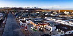 西藏销售双湖加油站：海拔5000米的C7娱乐灯塔