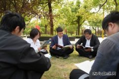 中煤新集公司利辛矿业工会：书香四溢 共赴阅读之约